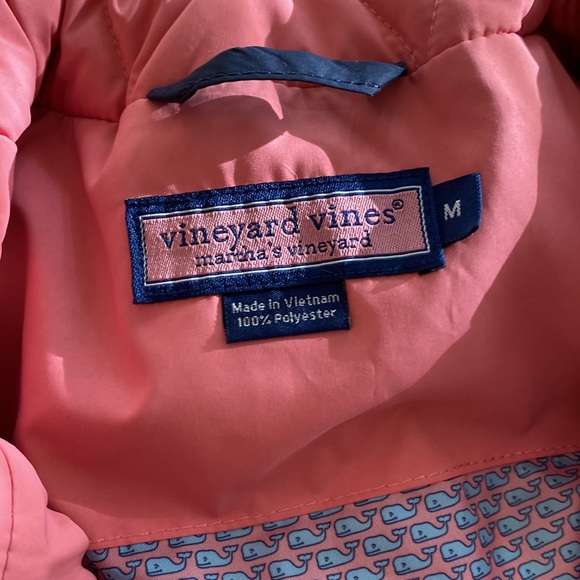 VINEYARD VINES puffed vest - Picture 4 of 15